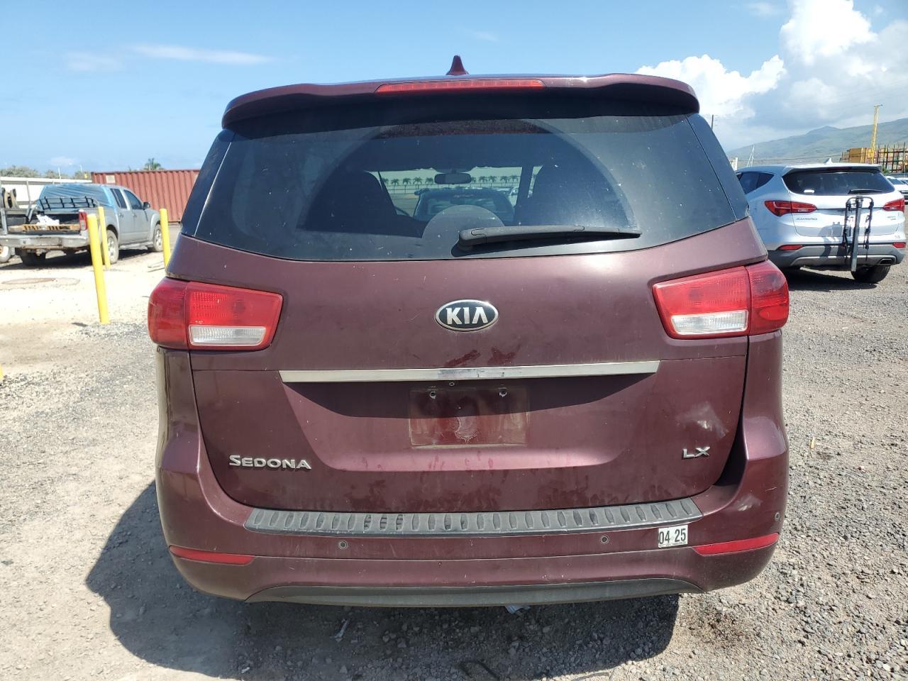 2016 Kia Sedona Lx - Image 6