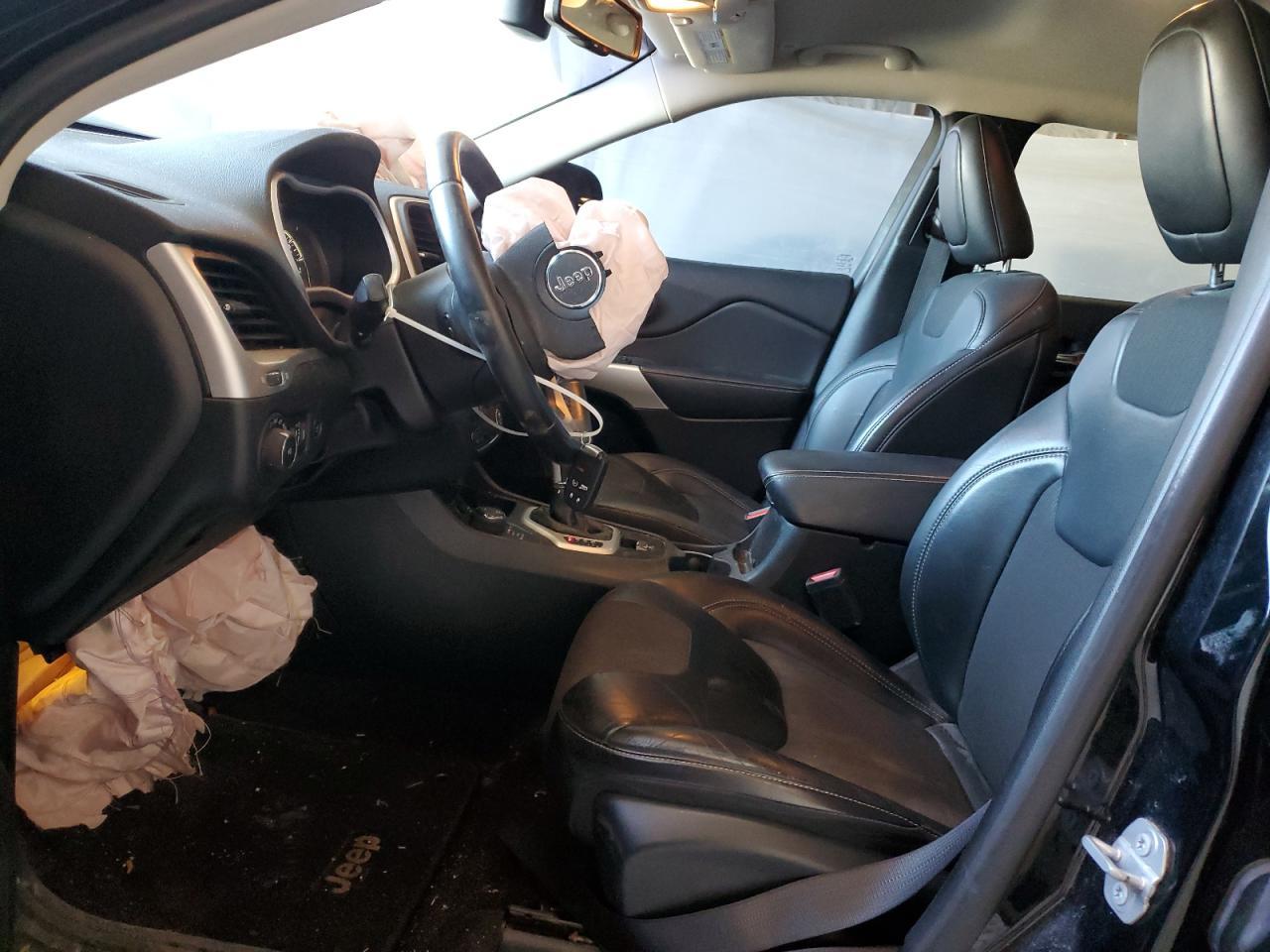 2018 Jeep Cherokee Latitude Plus - Фото 7