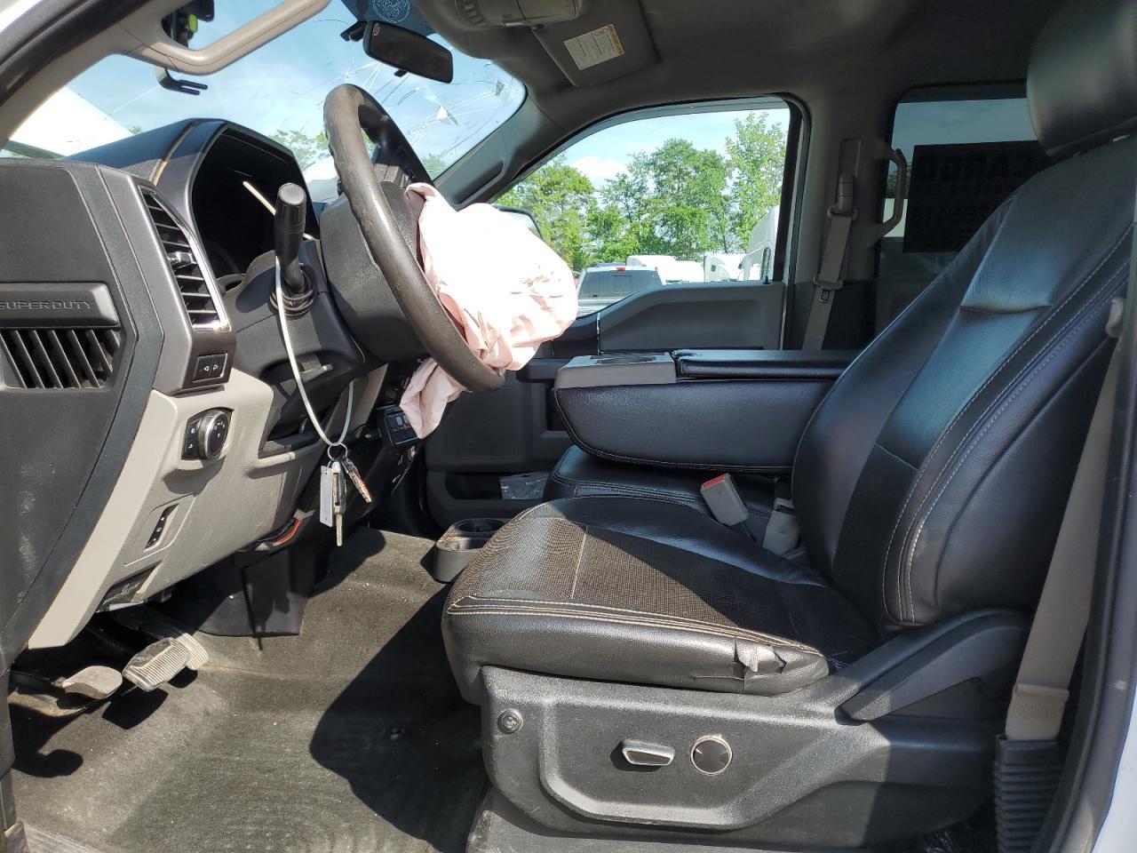 2017 Ford F250 Super Duty - Фото 7