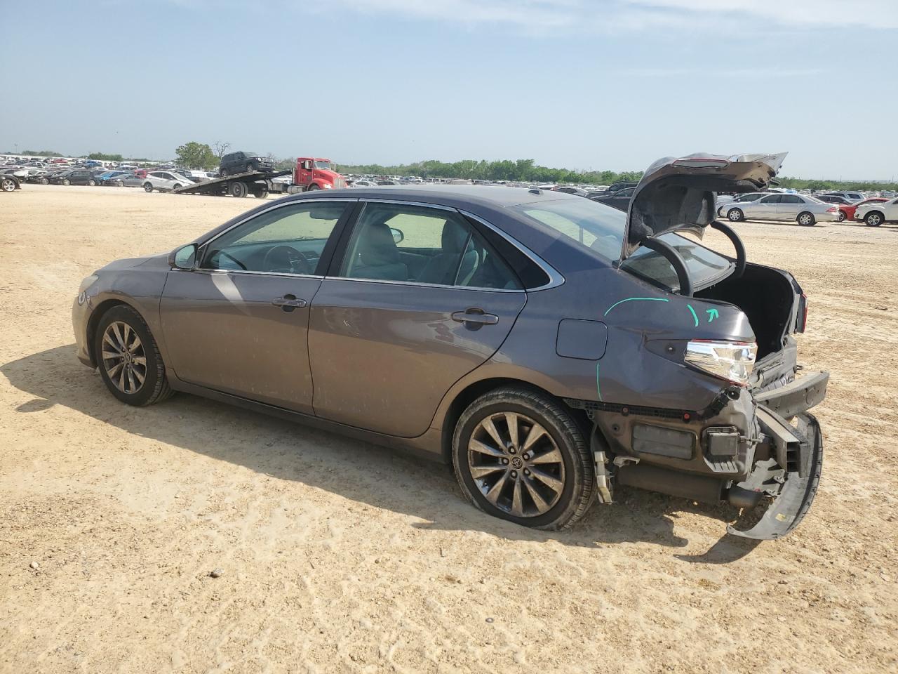 2015 Toyota Camry Xse - Фото 2