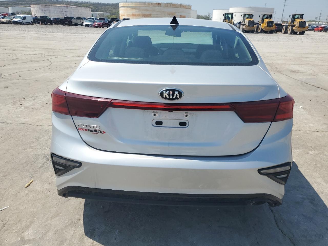 2020 Kia Forte Fe - Фото 6