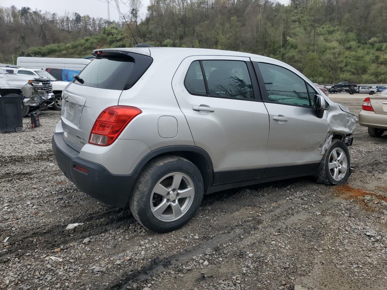 2015 Chevrolet Trax 1Ls - Фото 3