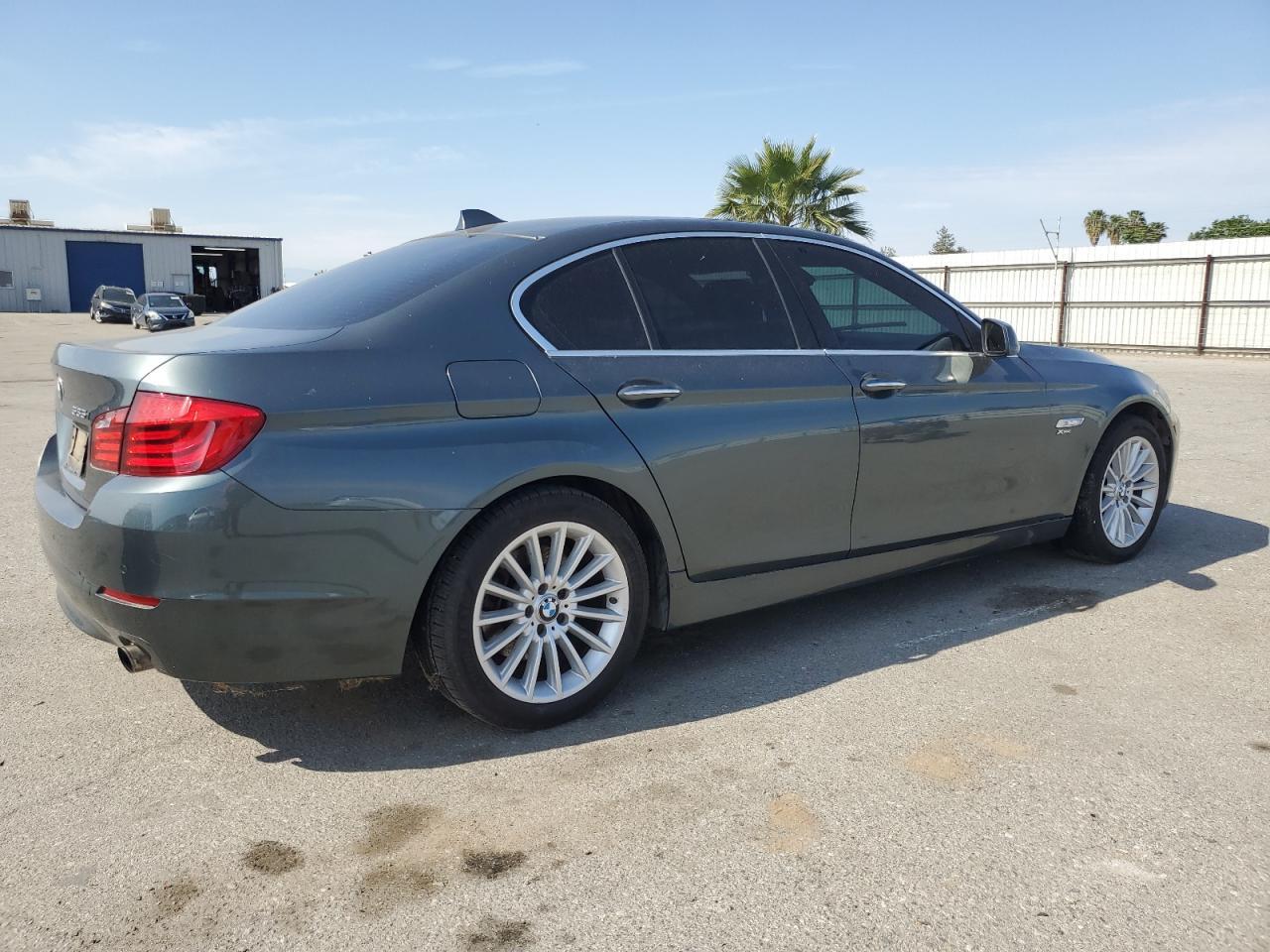 2011 BMW 535 Xi - Фото 3