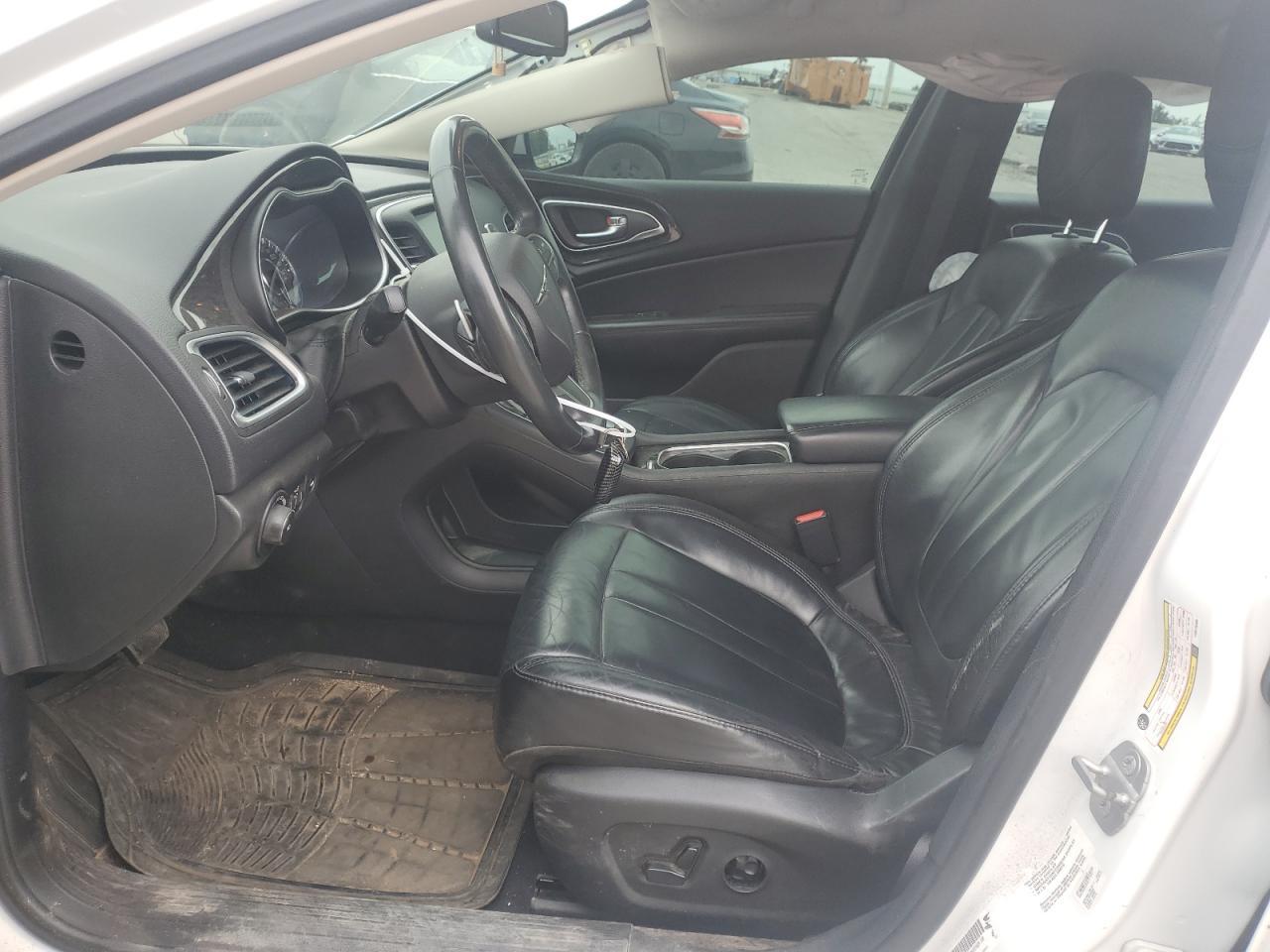 2015 Chrysler 200 C - Фото 7