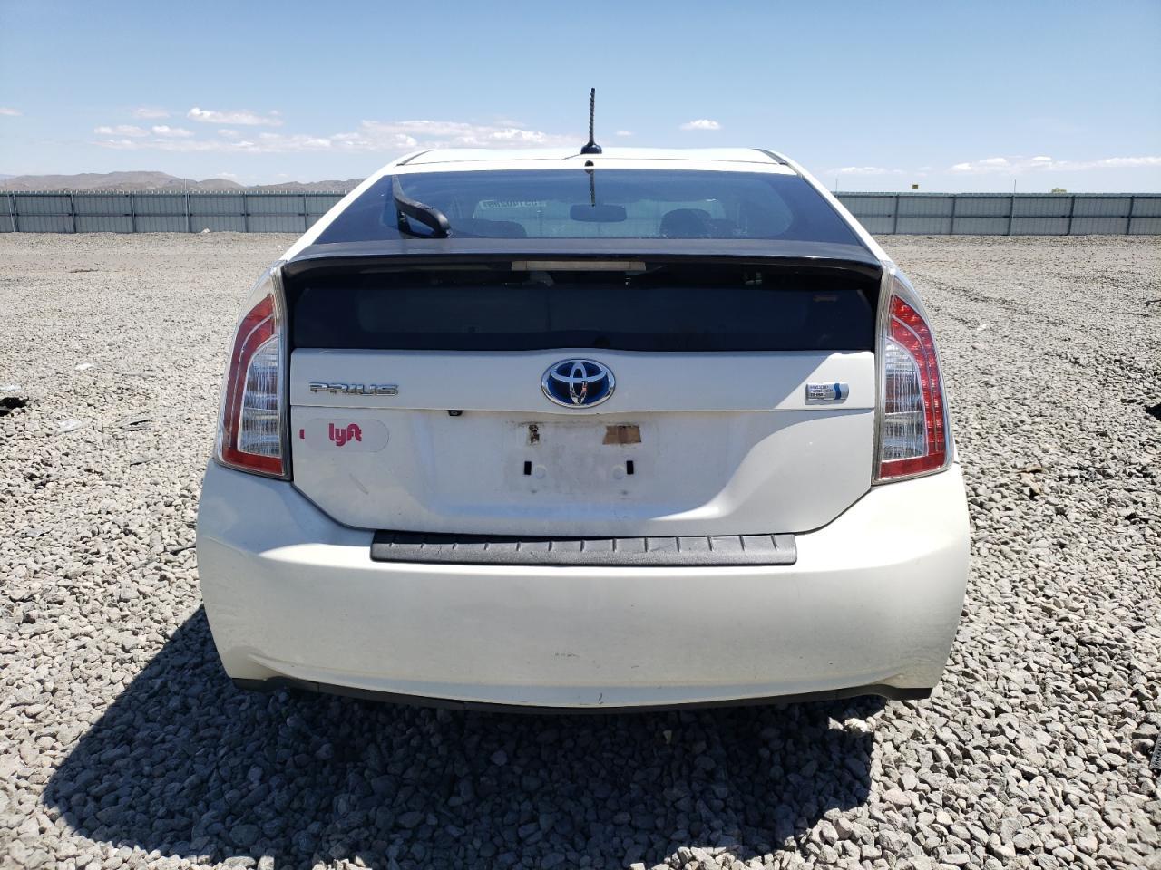 2013 Toyota Prius - Фото 6