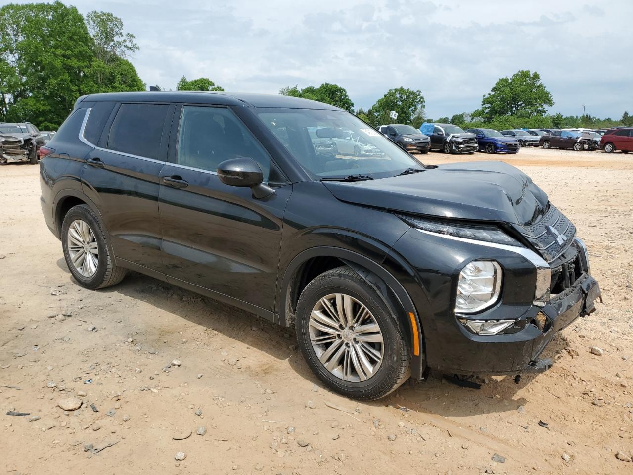 2022 Mitsubishi Outlander Es - Image 4