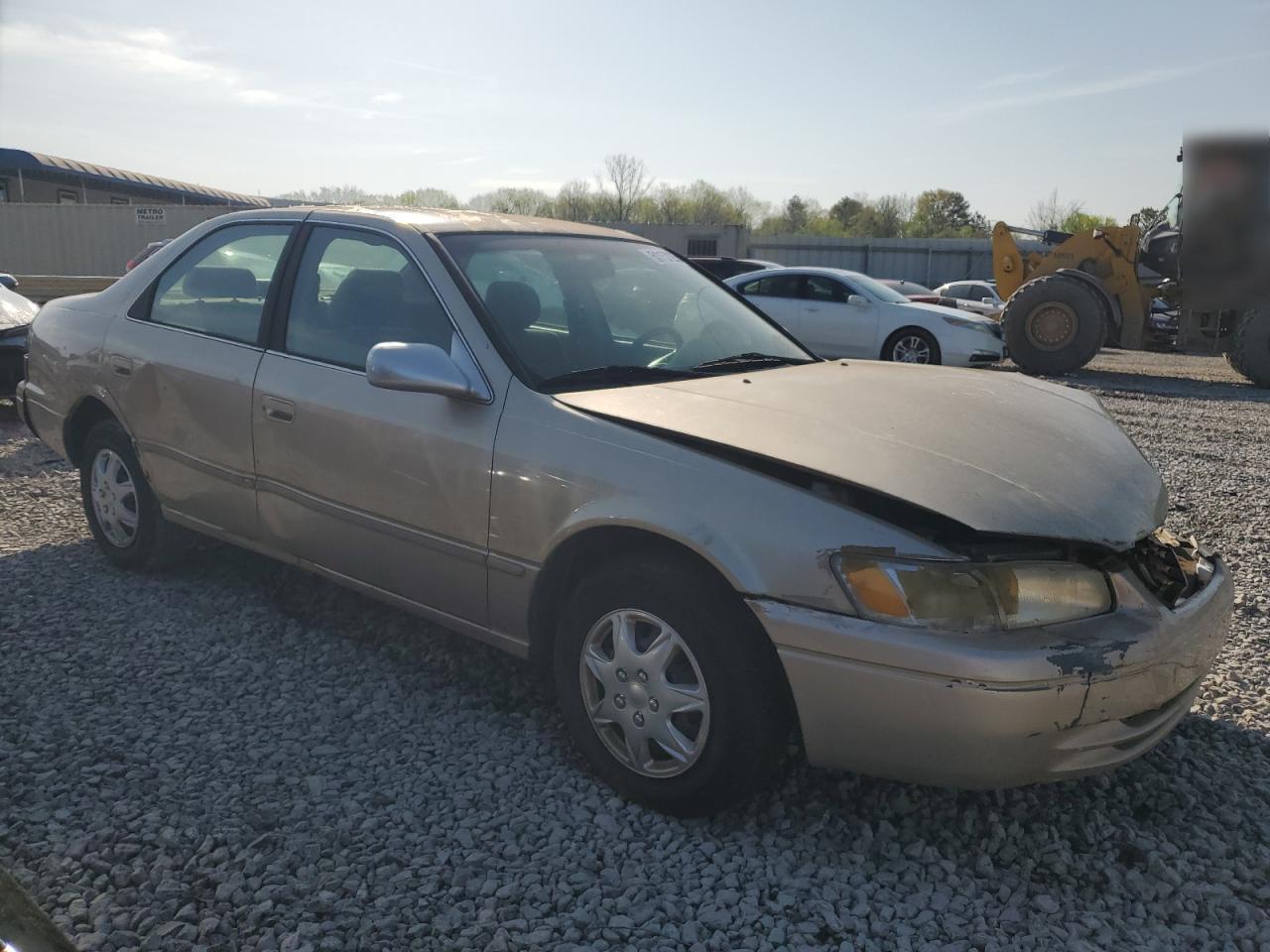 1999 Toyota Camry Le - Image 4