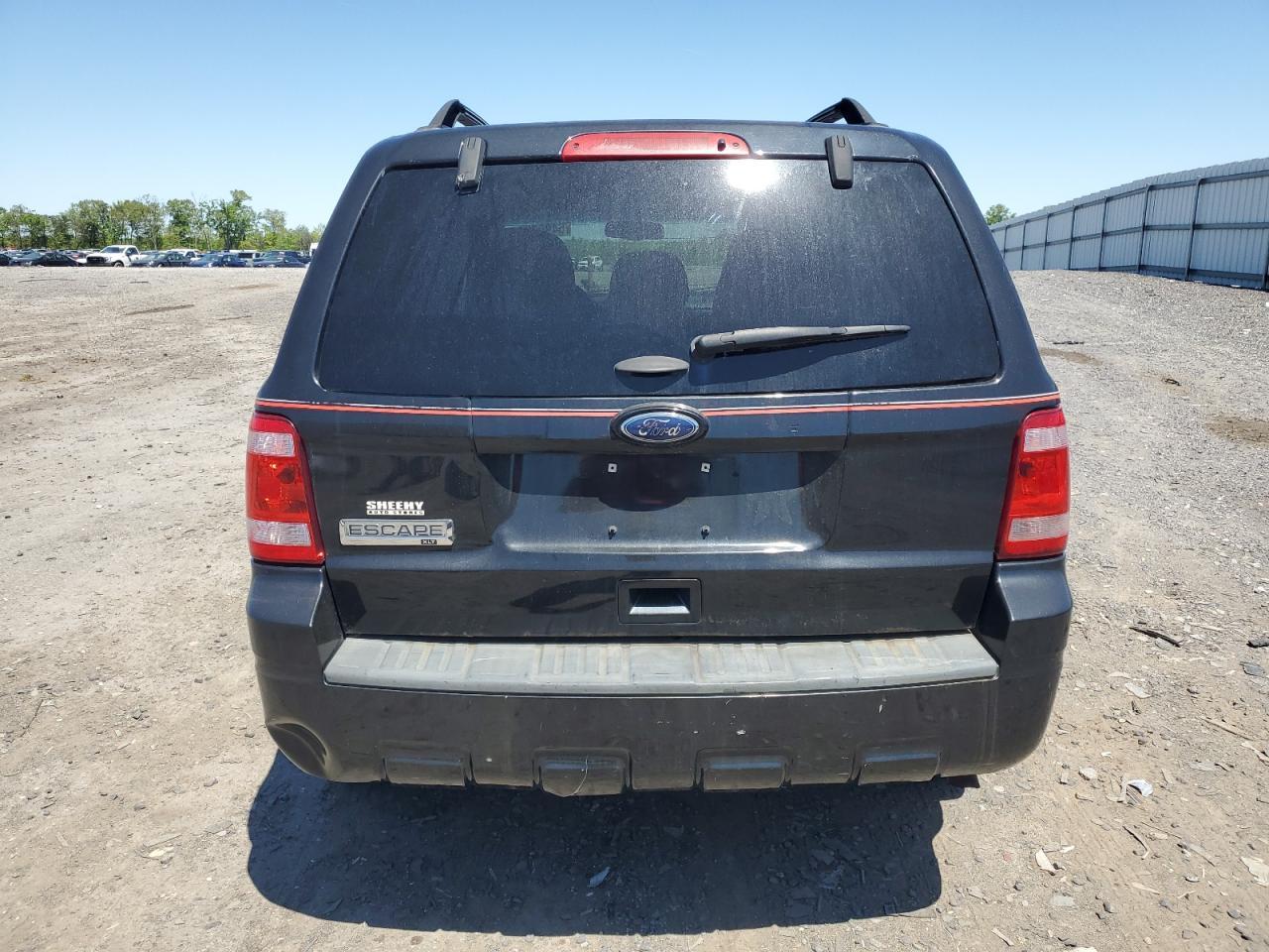 2011 Ford Escape Xlt - Image 6