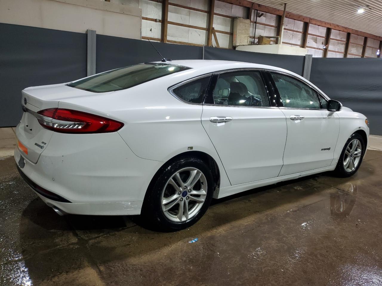 2018 Ford Fusion Se Hybrid - Image 3