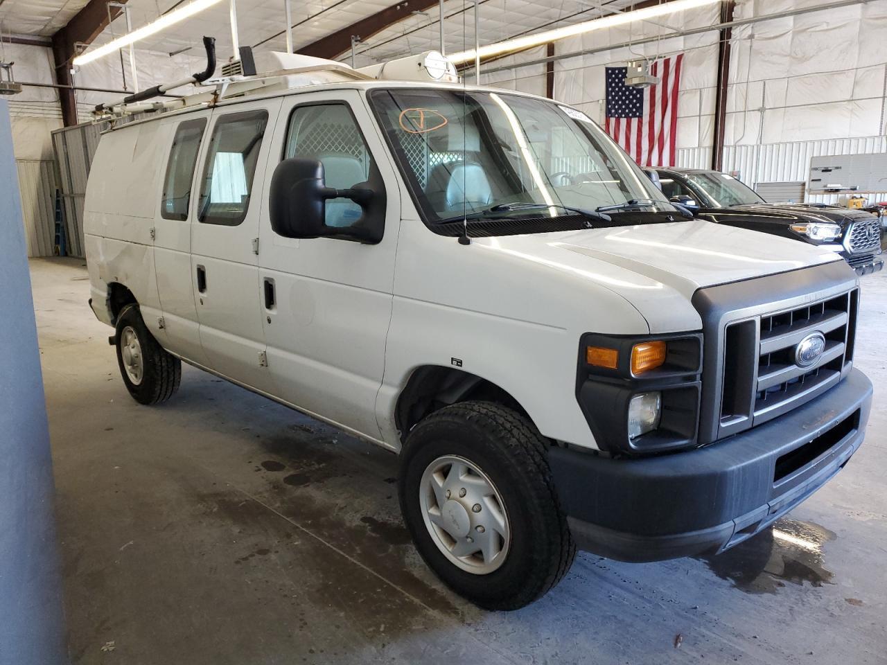 2008 Ford Econoline E350 Super Duty Van - Фото 4