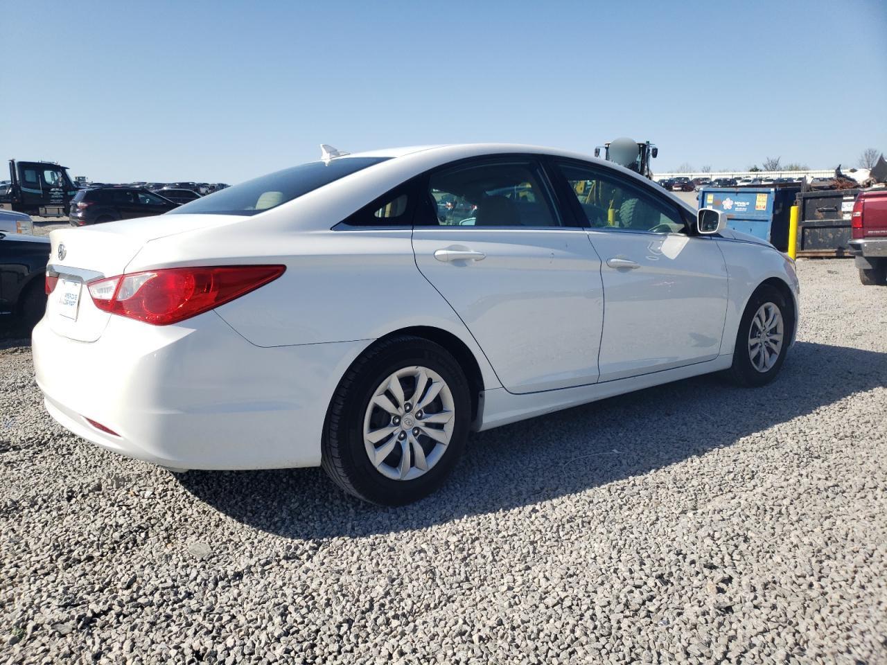 2011 Hyundai Sonata Gls - Фото 3