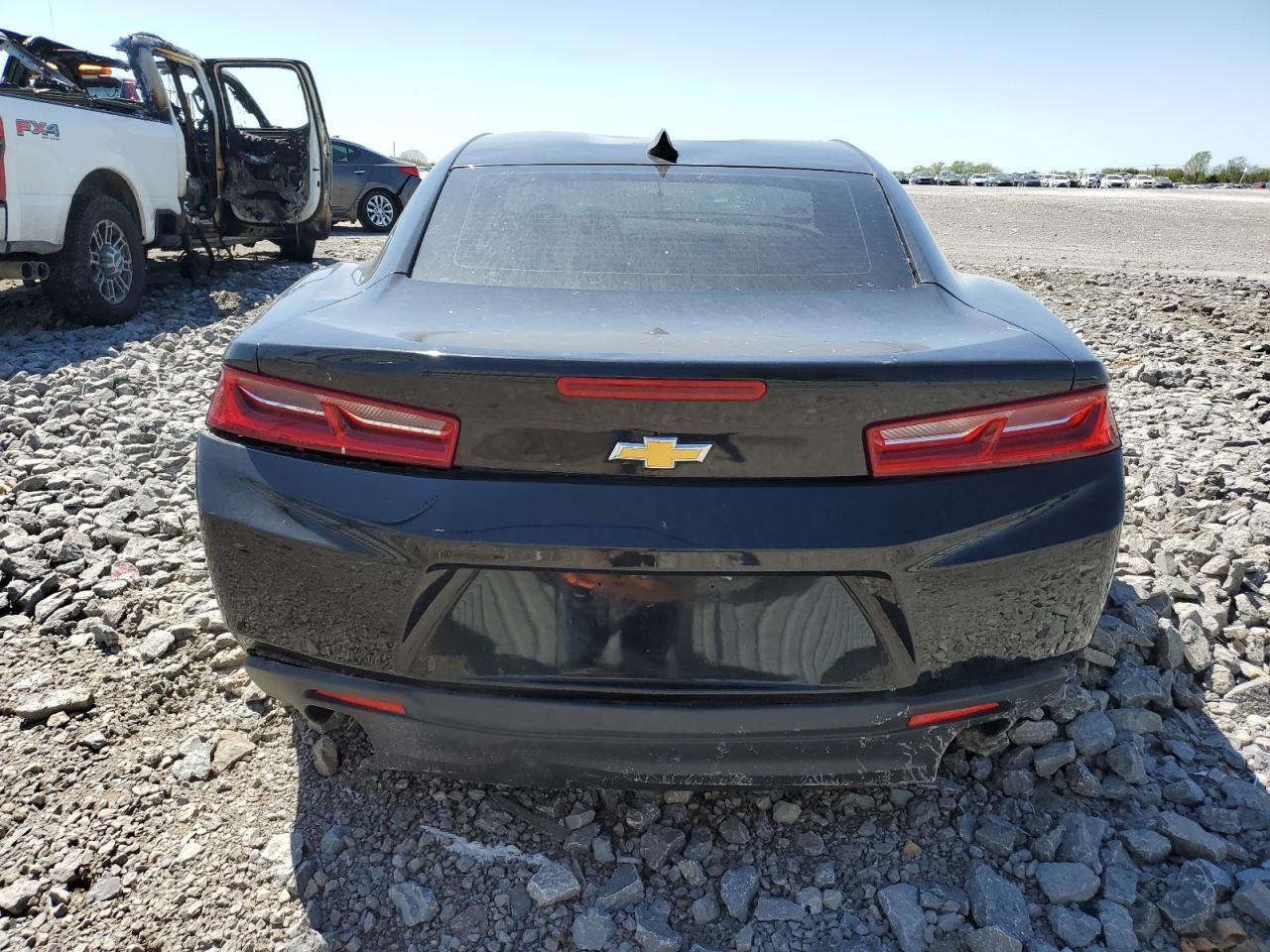 2017 Chevrolet Camaro Lt - Image 6
