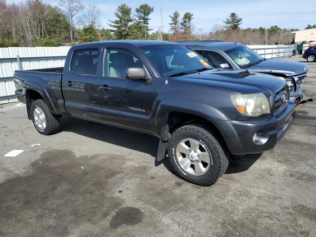 2009 Toyota Tacoma Double Cab Long Bed - Image 4