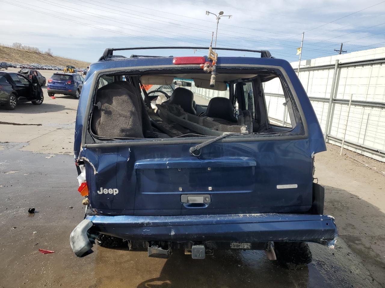 2000 Jeep Cherokee Sport - Image 6