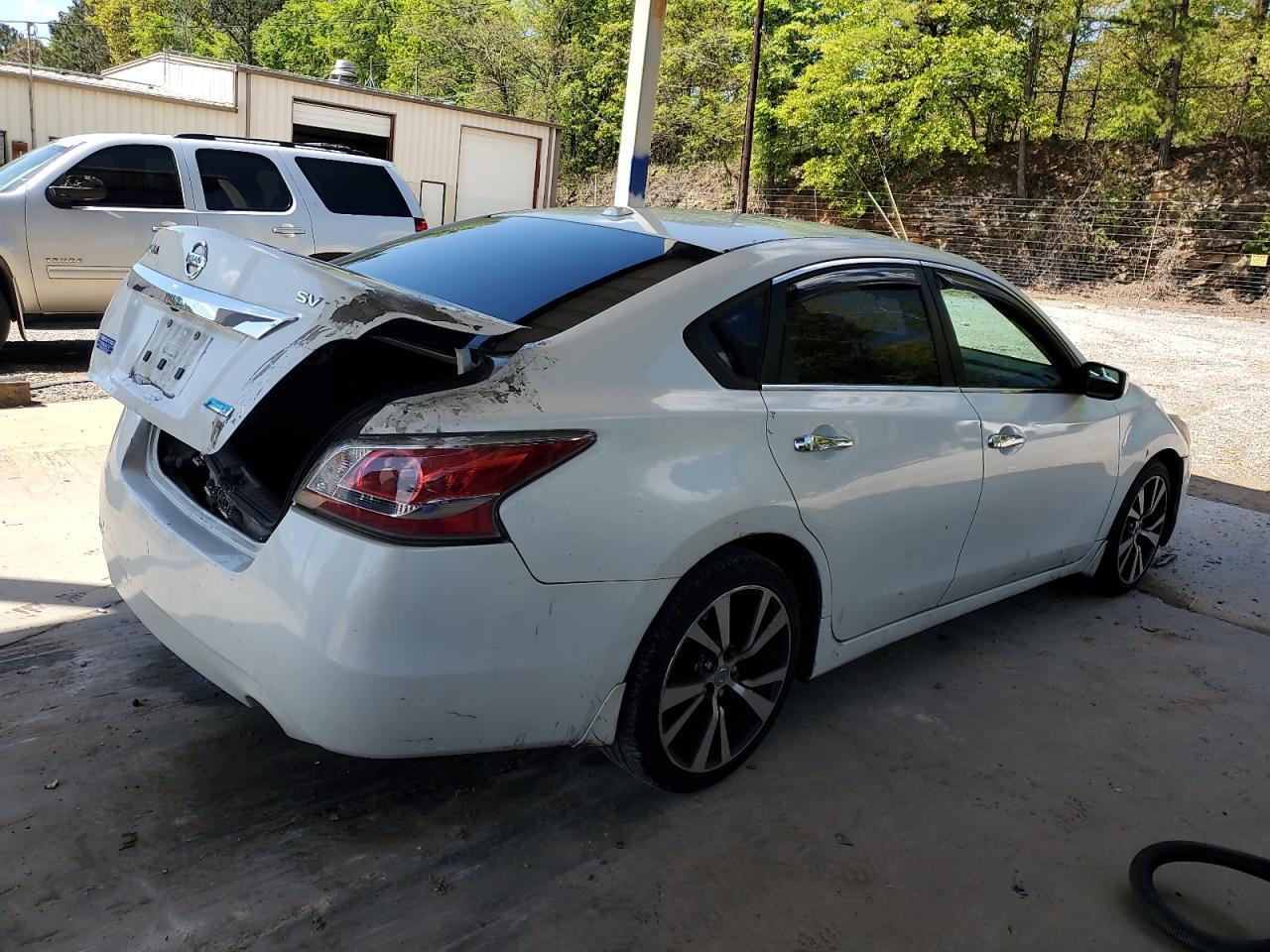 2014 Nissan Altima 2.5 - Image 3