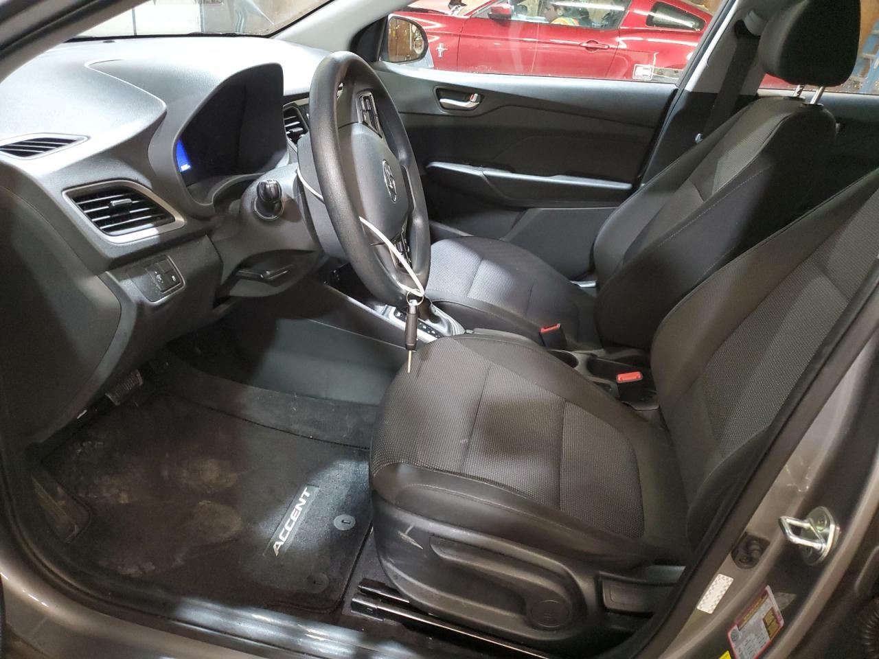 2021 Hyundai Accent Se - Фото 7