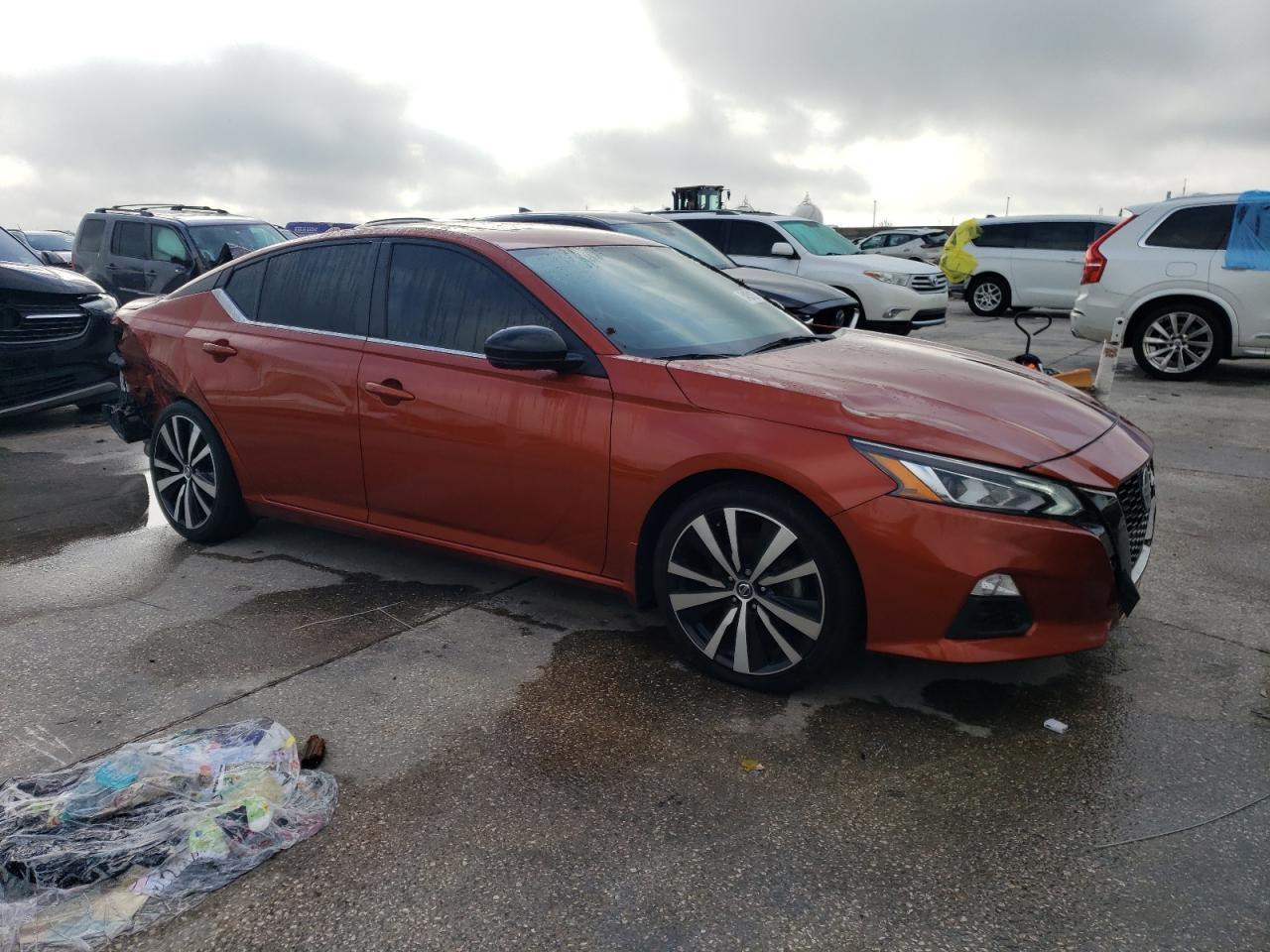 2019 Nissan Altima Sr - Image 4