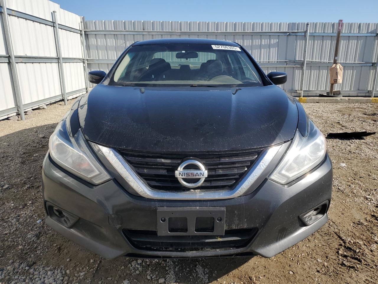2017 Nissan Altima 2.5 - Image 5