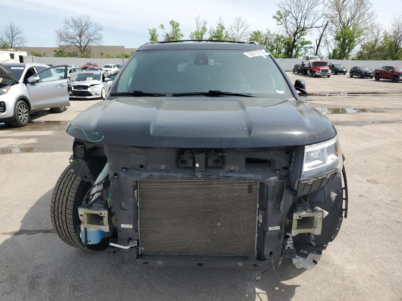 2018 Ford Explorer Xlt - Фото 5