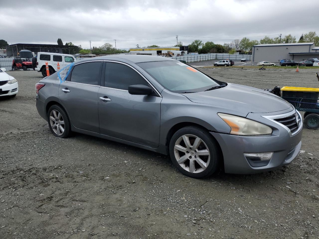 2015 Nissan Altima 2.5 - Image 4