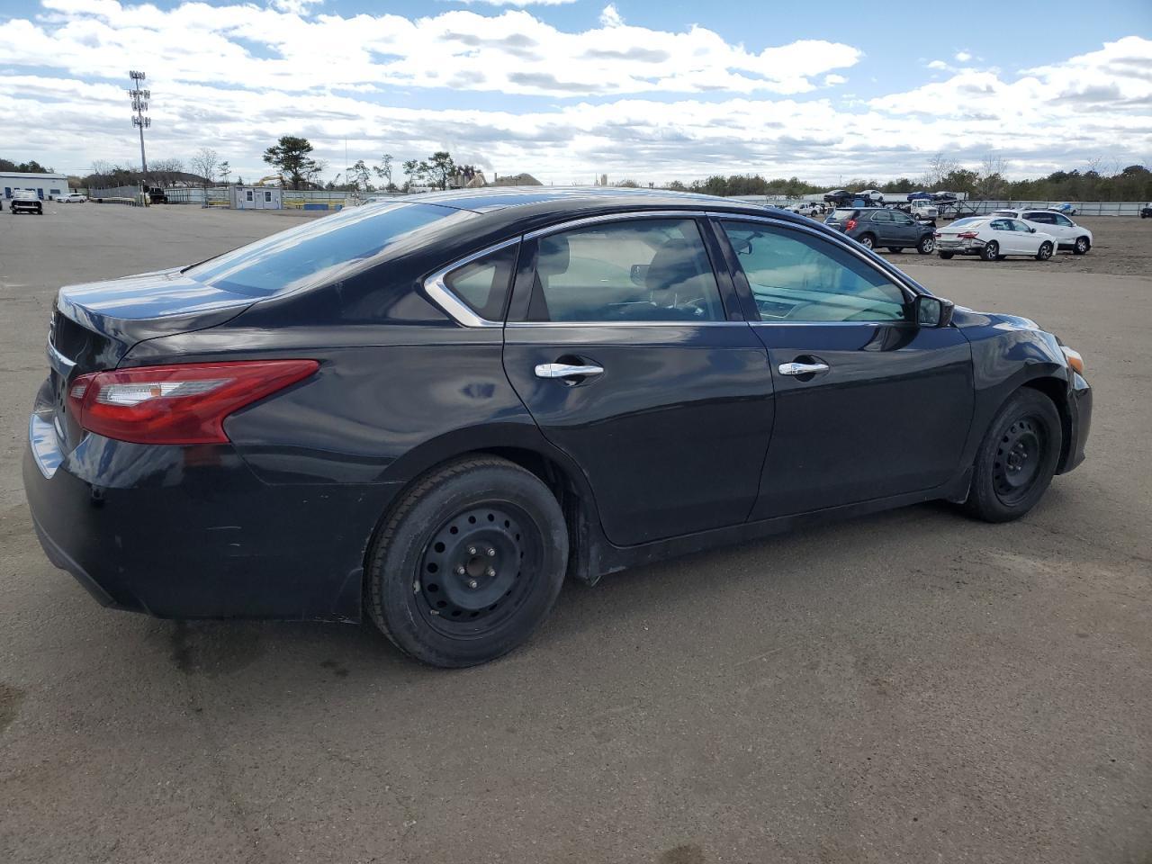 2018 Nissan Altima 2.5 - Фото 3