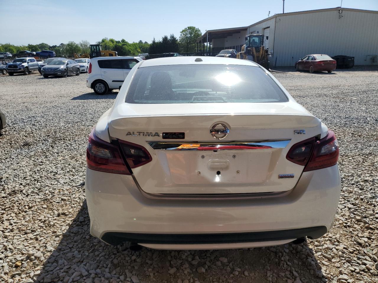 2018 Nissan Altima 2.5 - Image 6