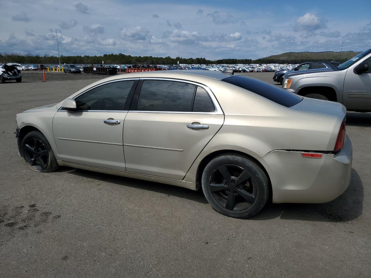 2012 Chevrolet Malibu 1Lt - Image 2