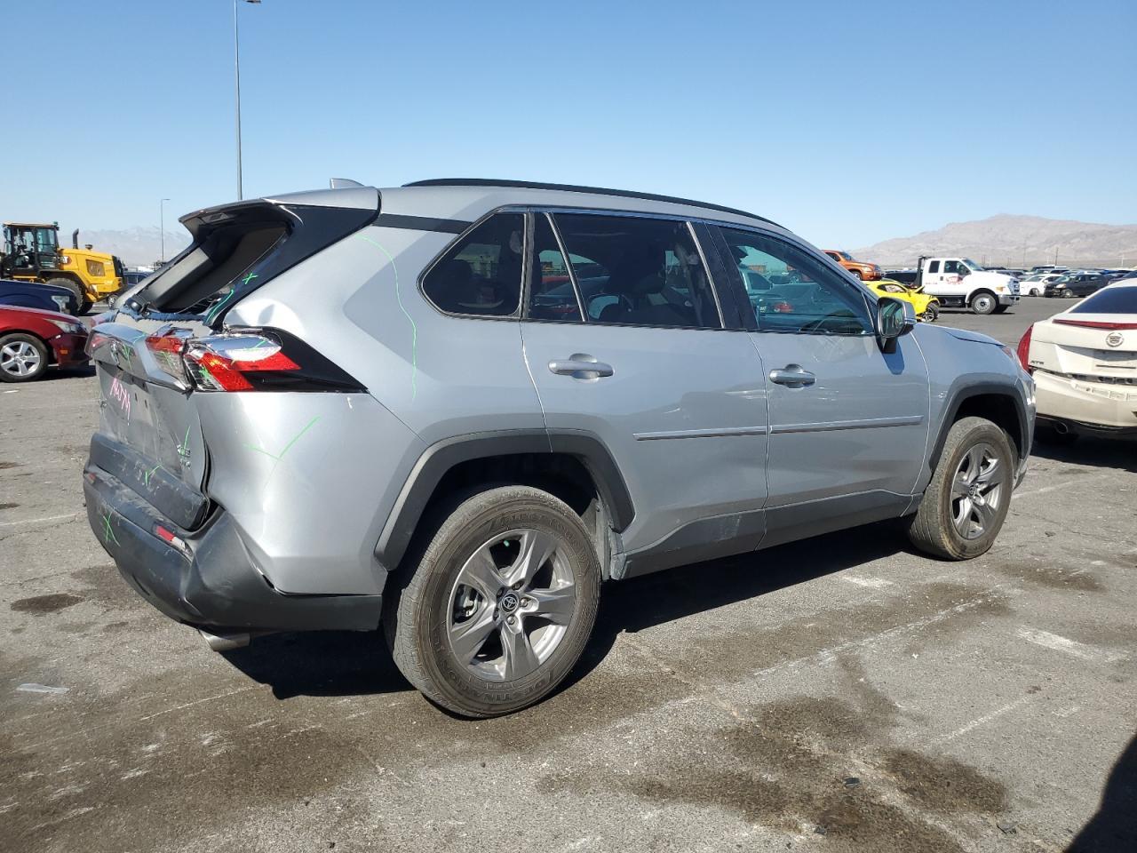 2024 Toyota Rav4 Xle - Image 3