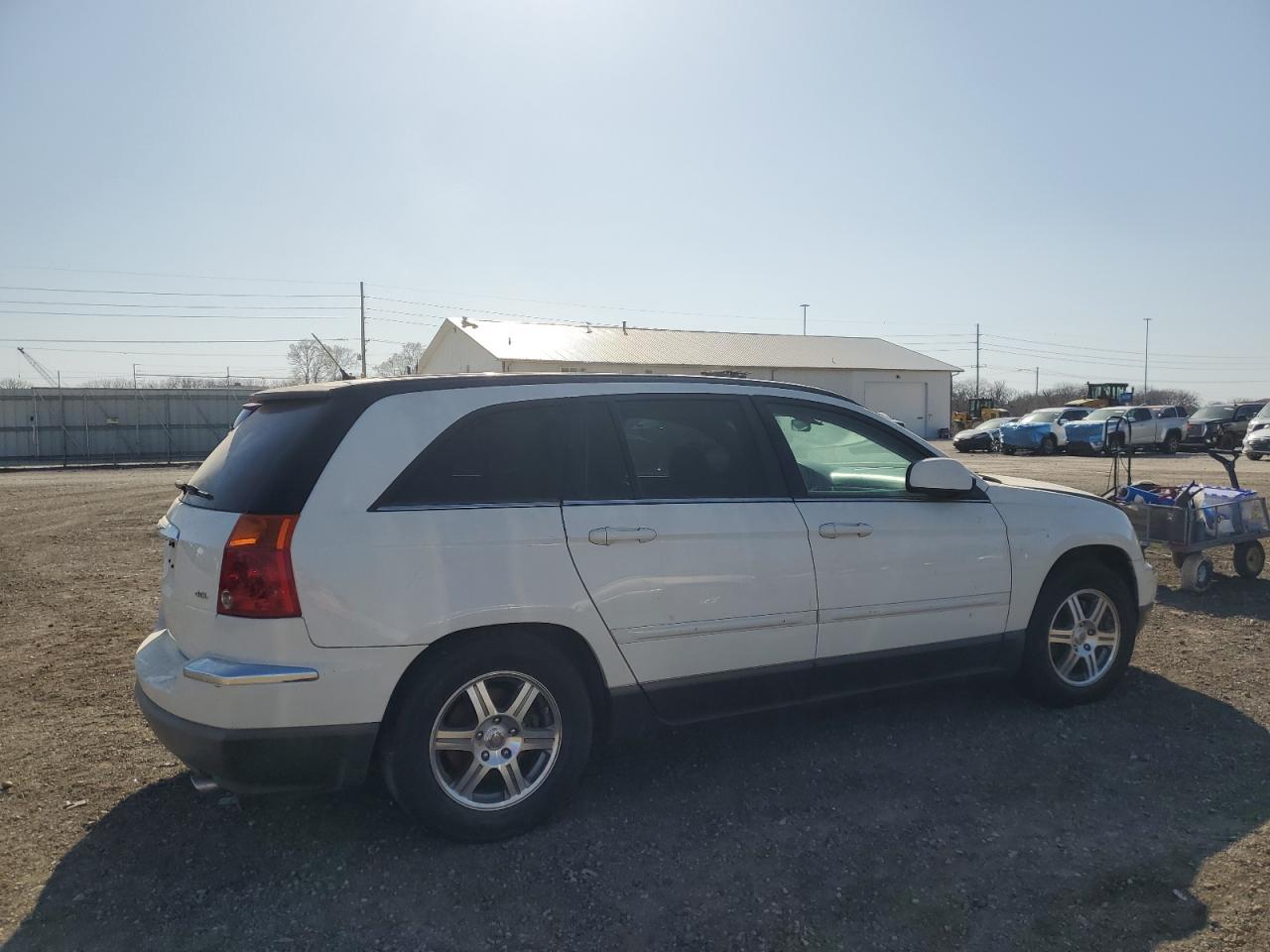 2007 Chrysler Pacifica Touring - Image 3