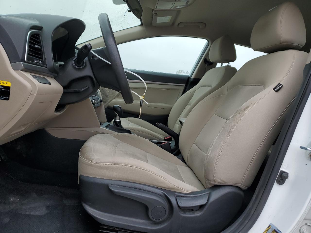 2018 Hyundai Elantra Se - Image 7