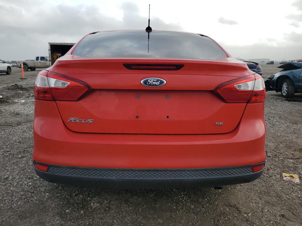 2014 Ford Focus Se - Image 6