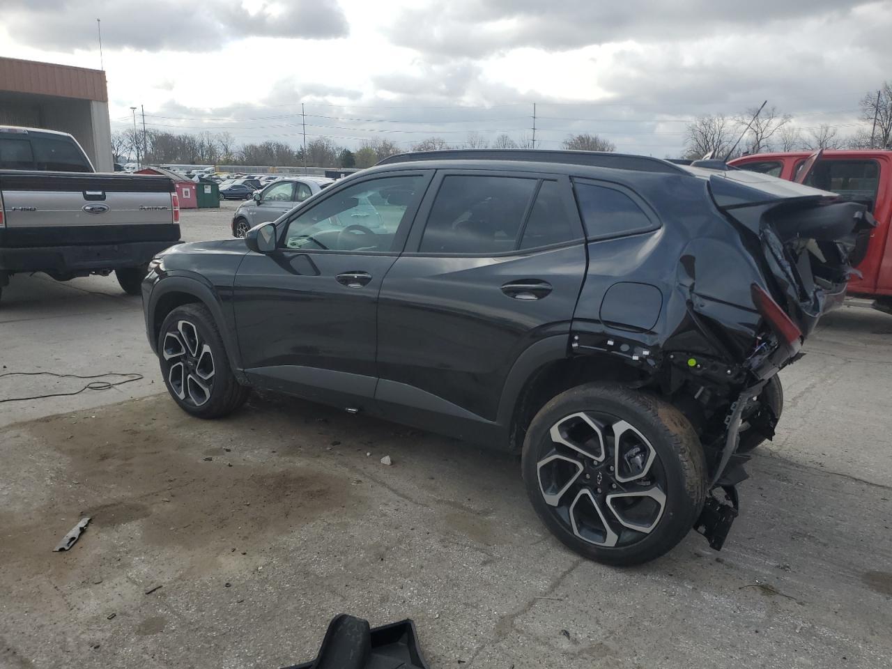2025 Chevrolet Trax 2Rs - Image 2