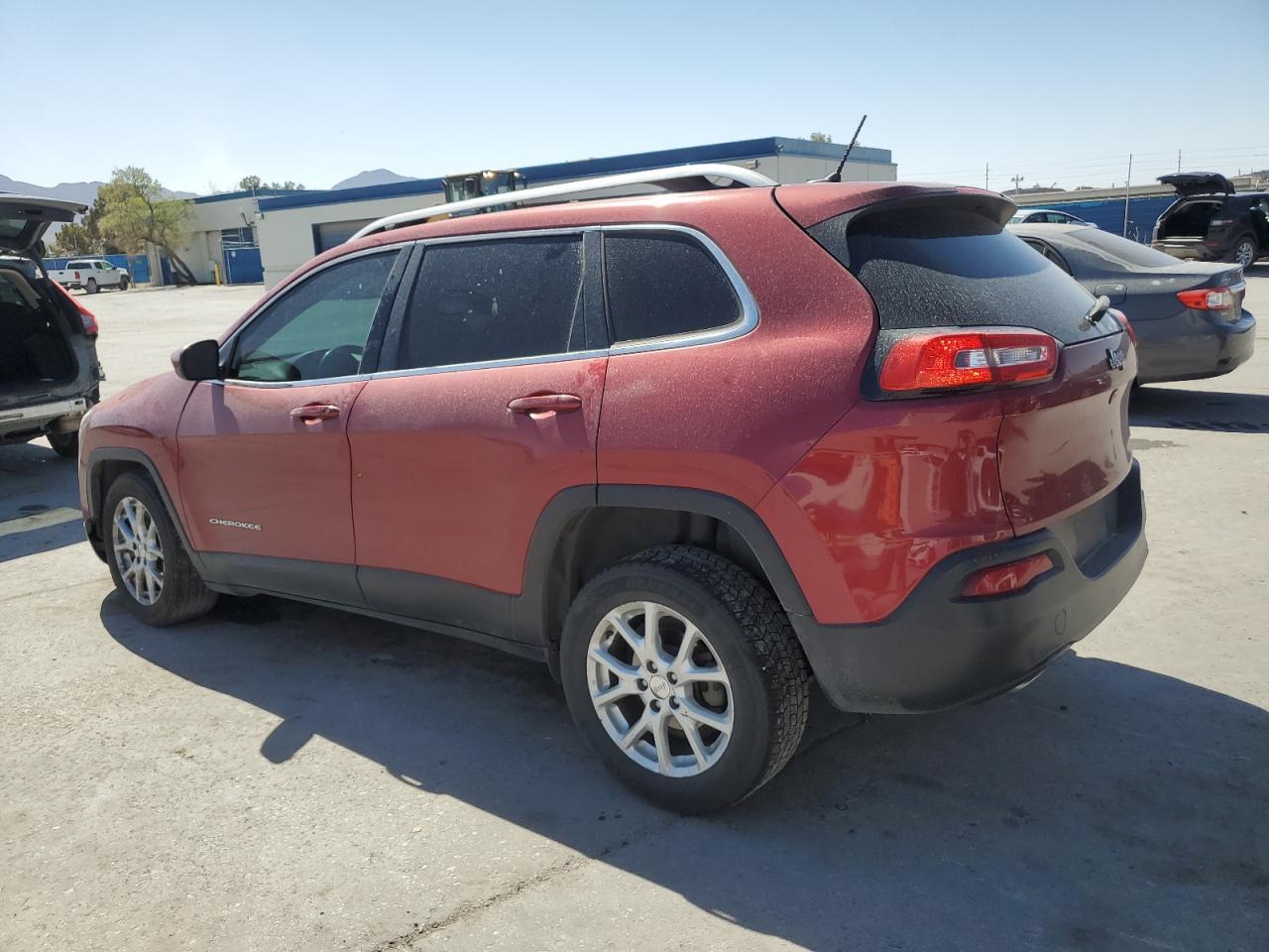 2015 Jeep Cherokee Latitude - Image 2