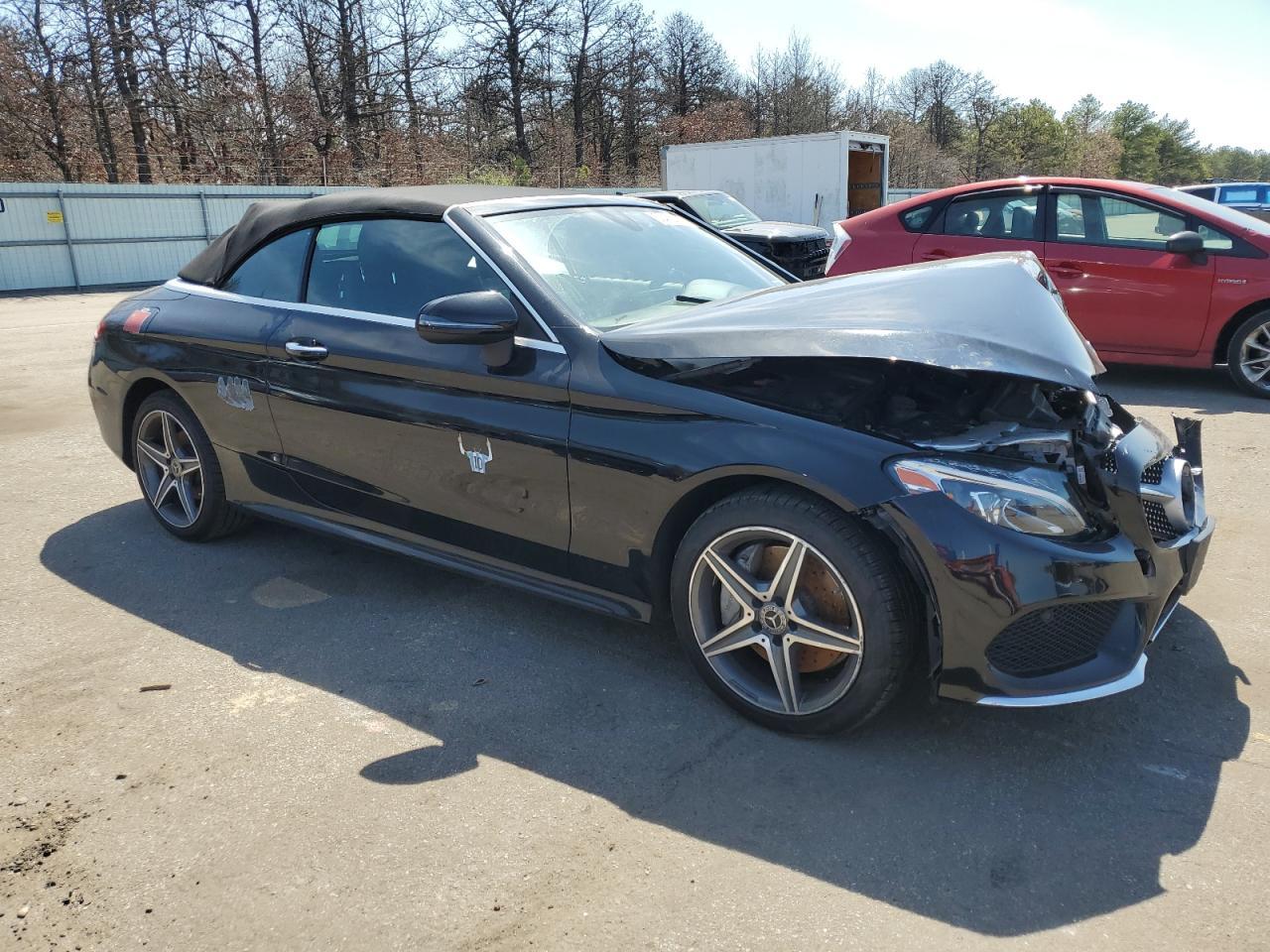 2018 Mercedes-Benz C 300 4Matic - Фото 4