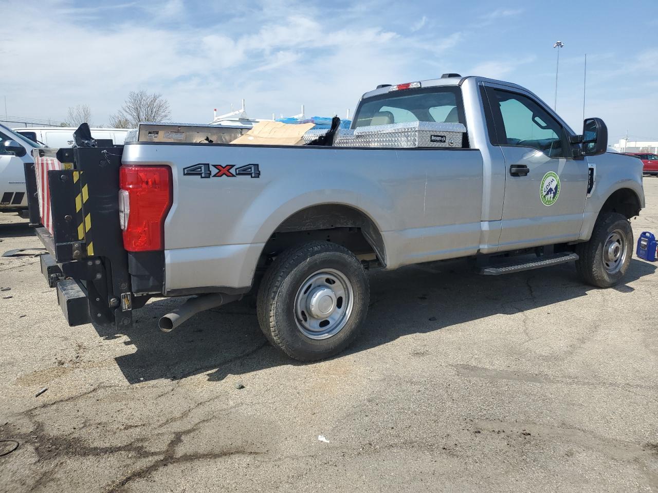 2021 Ford F250 Super Duty - Фото 3