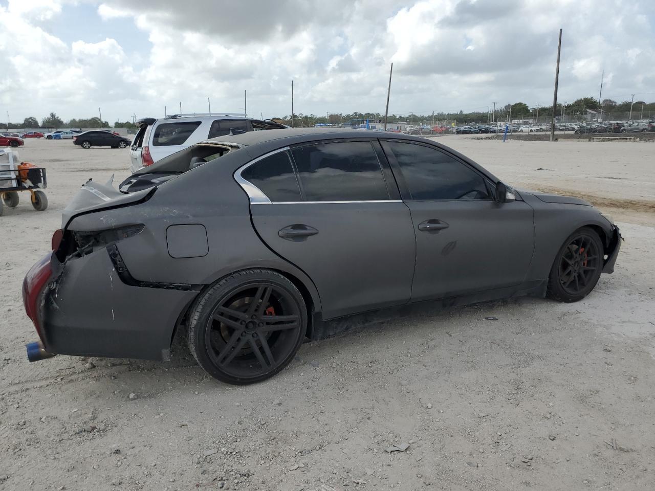 2014 Infiniti Q50 Base - Image 3