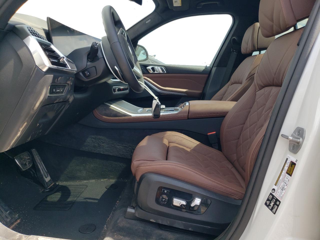 2025 BMW X7 xDrive40I - Фото 7