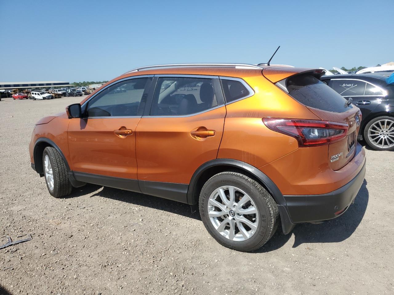2022 Nissan Rogue Sport Sv - Фото 2