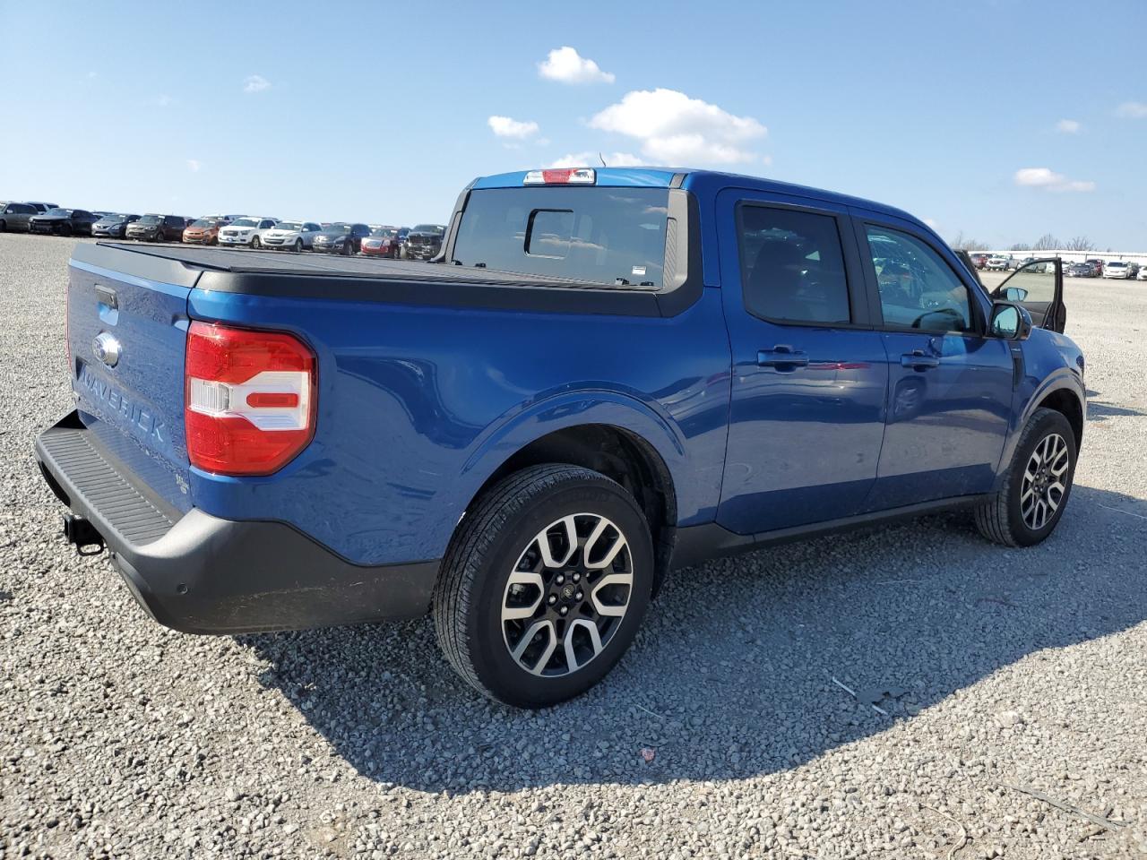 2024 Ford Maverick Lariat - Image 3