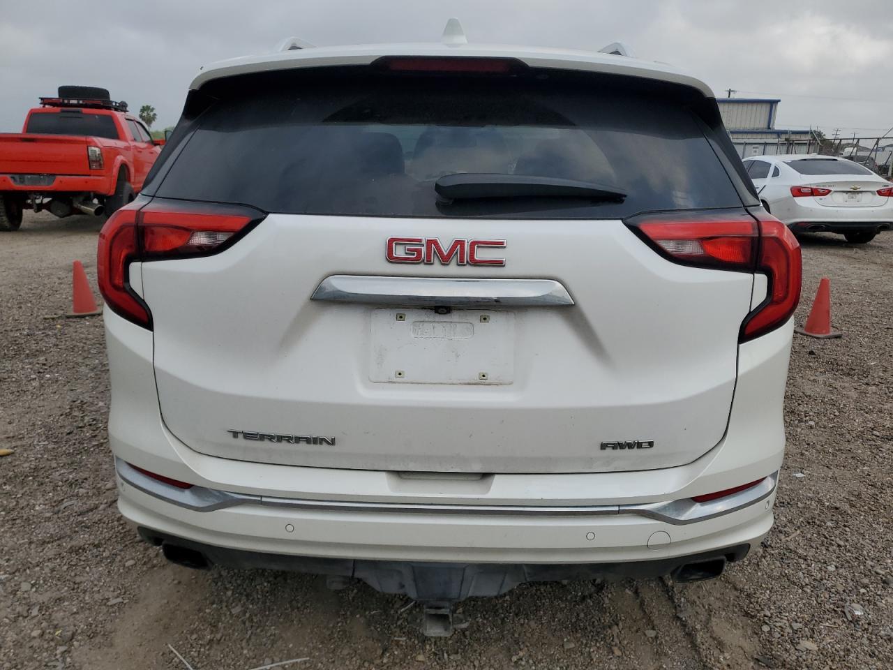 2020 GMC Terrain Denali - Фото 6