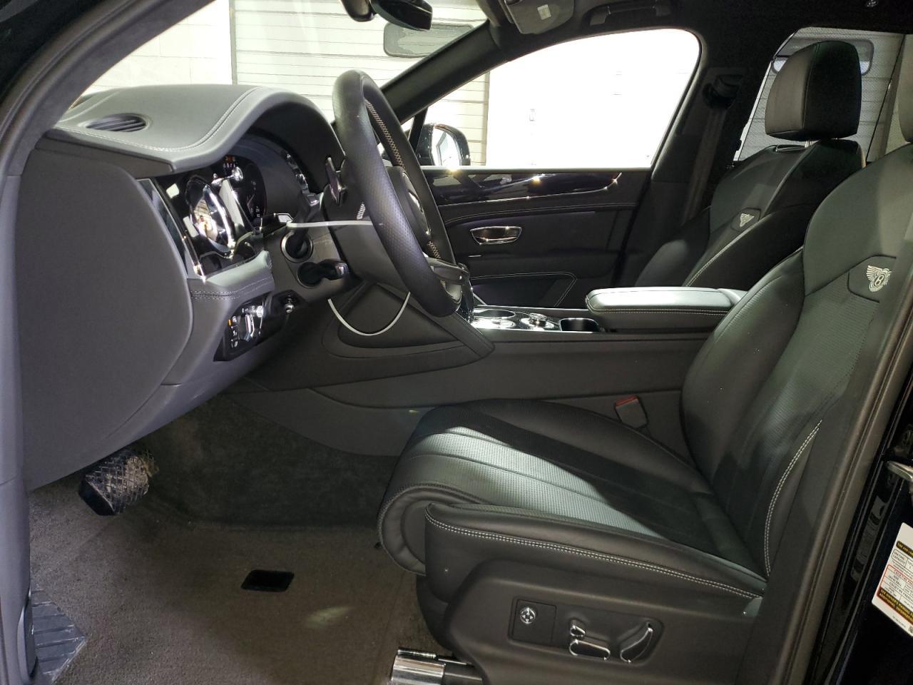 2023 Bentley Bentayga - Фото 7