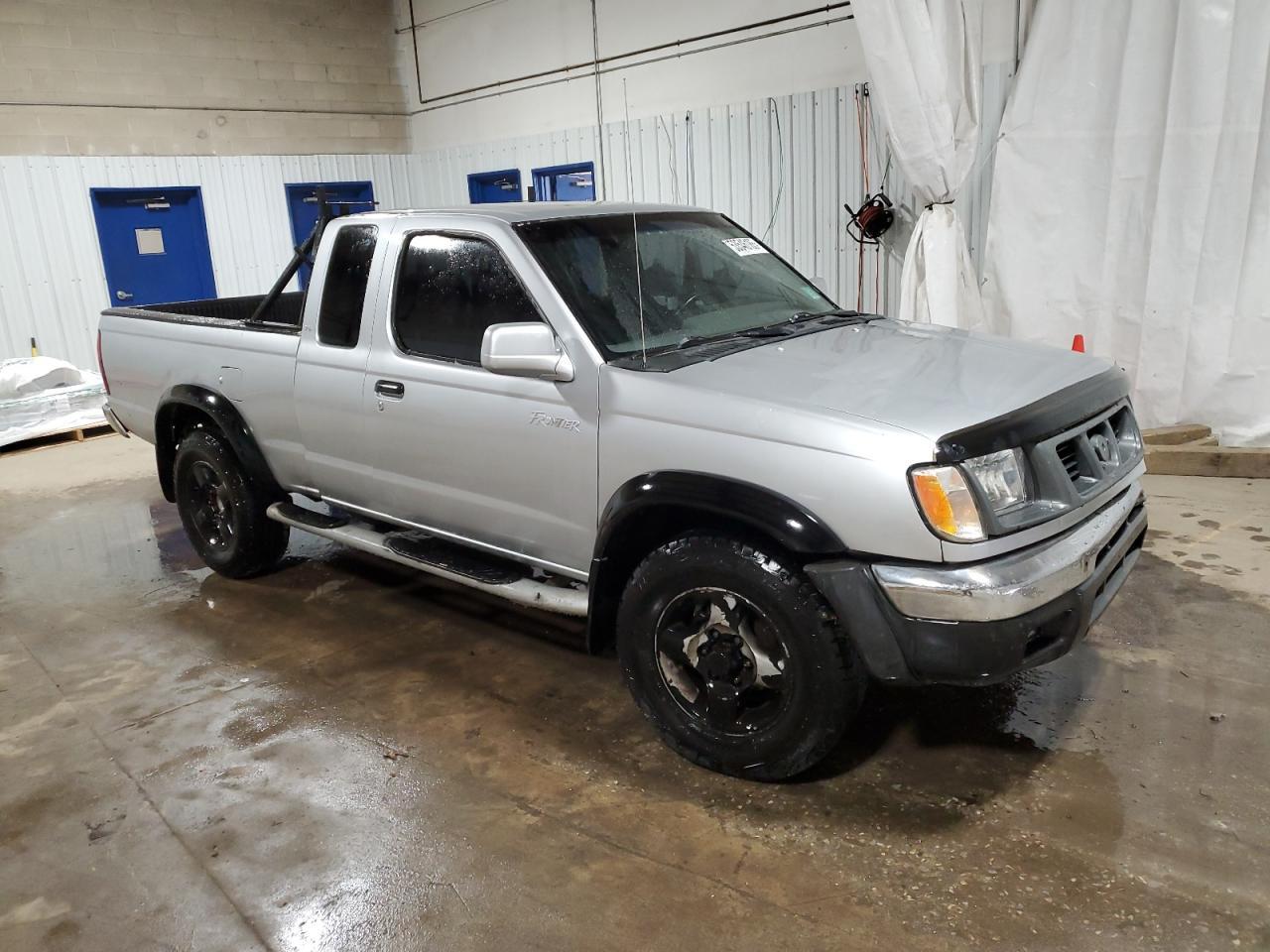 2000 Nissan Frontier King Cab Xe - Image 4