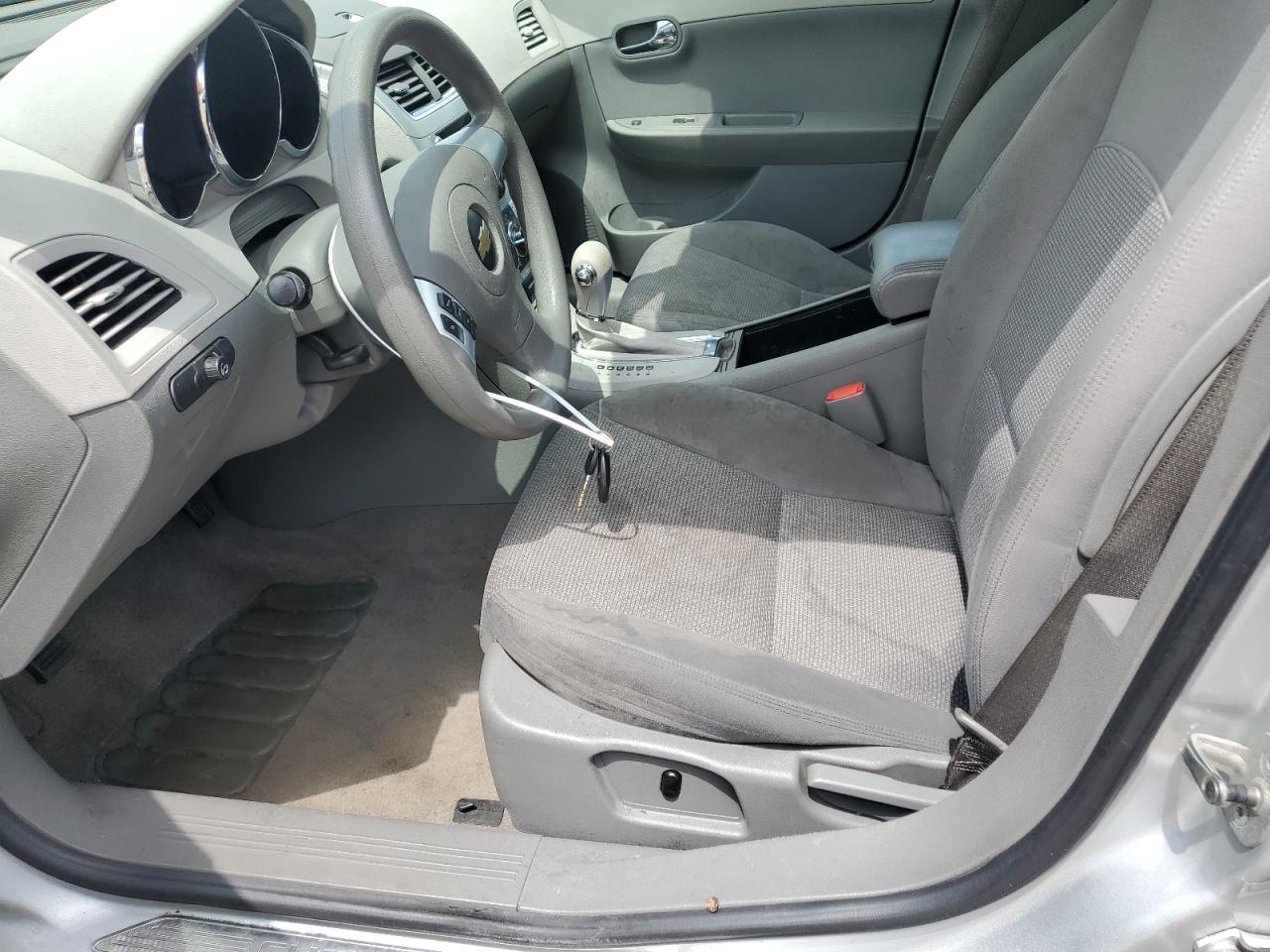 2009 Chevrolet Malibu Ls - Image 7