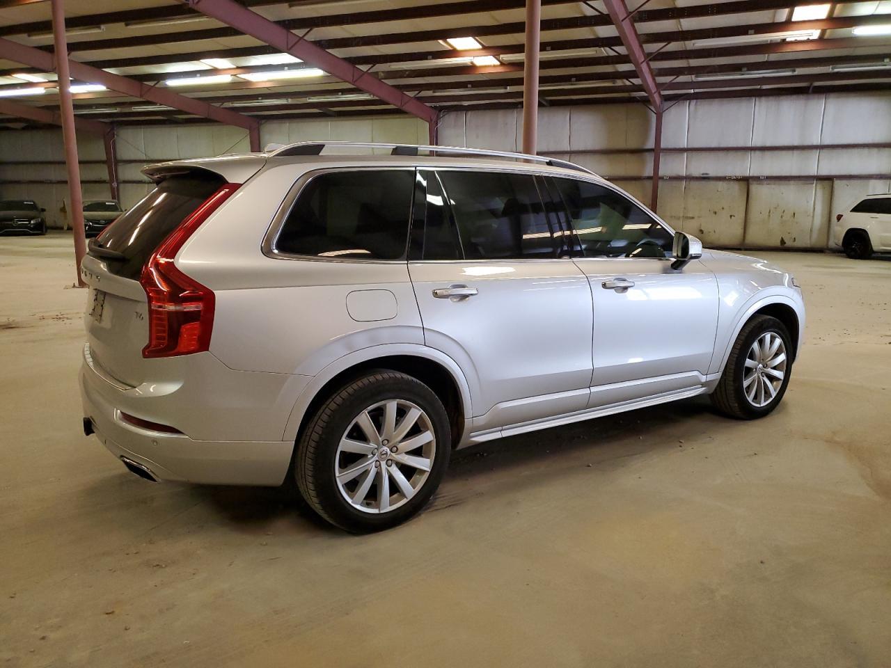 2019 Volvo Xc90 T6 Momentum - Image 3