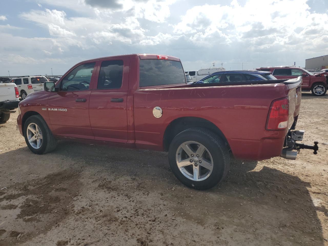 2012 Dodge Ram 1500 St - Фото 2