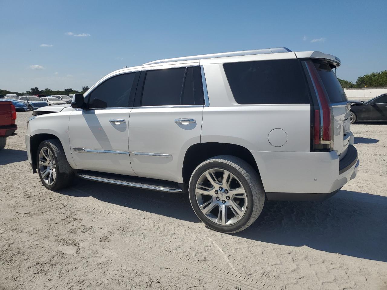 2017 Cadillac Escalade - Фото 2