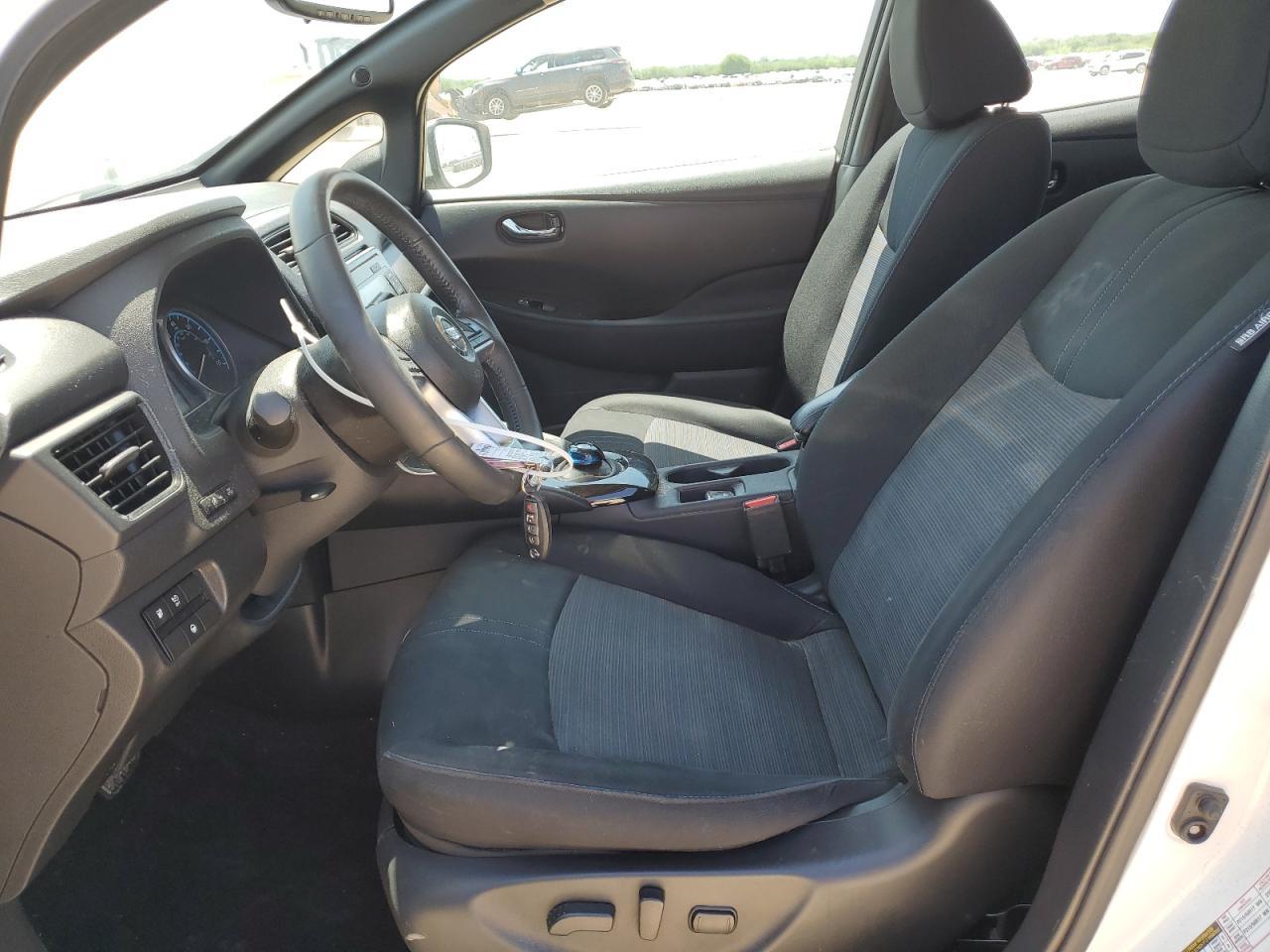 2018 Nissan Leaf S - Image 7