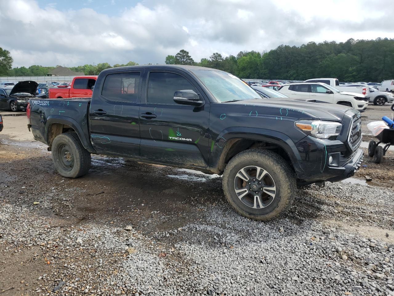 2018 Toyota Tacoma Double Cab - Image 4