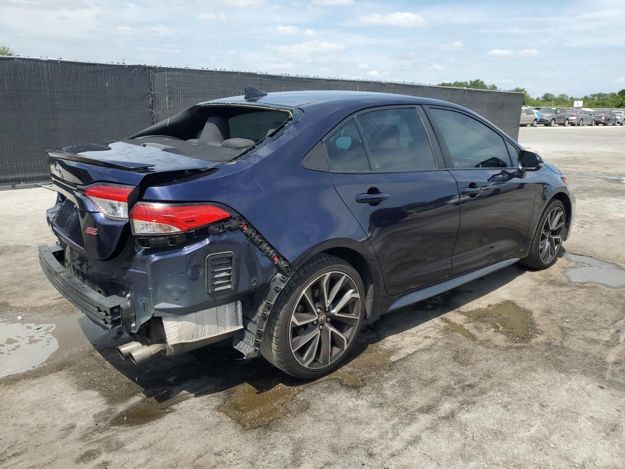 2022 Toyota Corolla Se - Фото 3