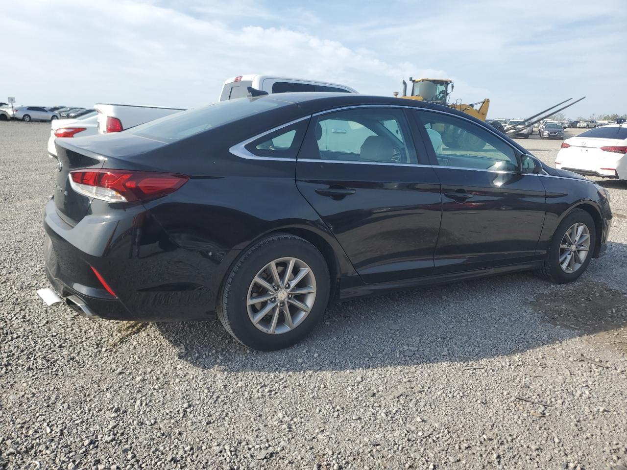 2018 Hyundai Sonata Se - Image 3